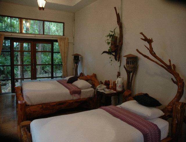 Momchailai Forest Retreat Kanchanaburi Dış mekan fotoğraf