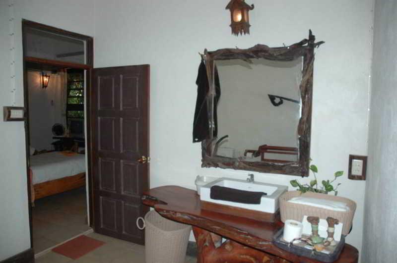 Momchailai Forest Retreat Kanchanaburi Dış mekan fotoğraf