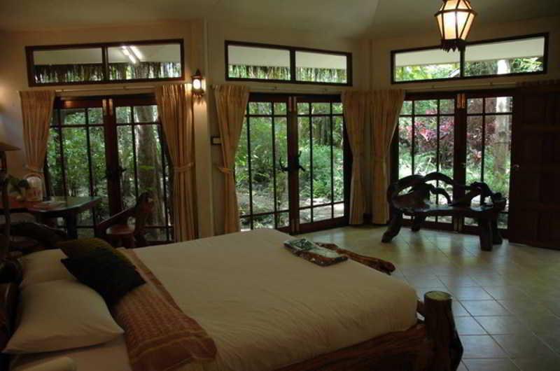 Momchailai Forest Retreat Kanchanaburi Dış mekan fotoğraf