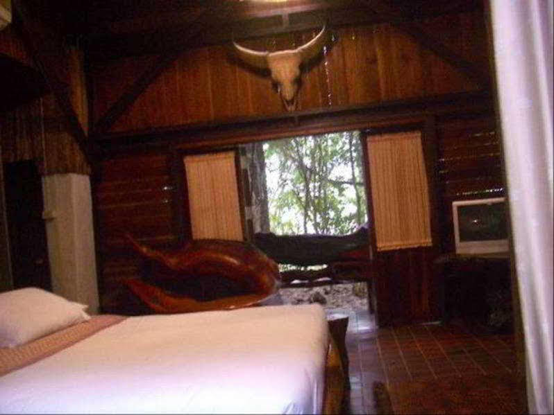 Momchailai Forest Retreat Kanchanaburi Dış mekan fotoğraf